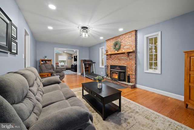 1501 KEYSTONE DR, Hatfield, PA 19440