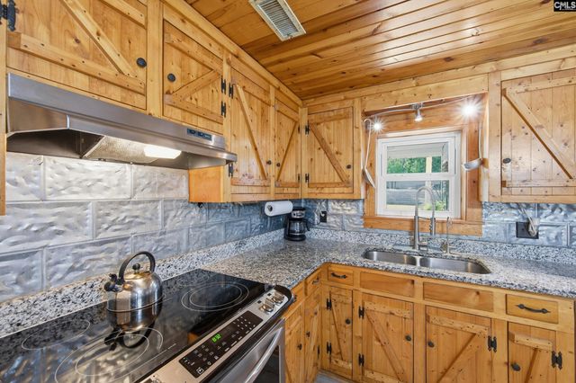 1089 Lake Drive, Leesville, SC 29070