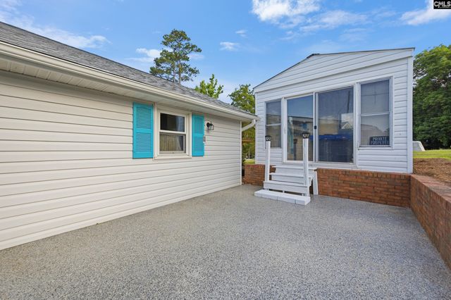 1089 Lake Drive, Leesville, SC 29070