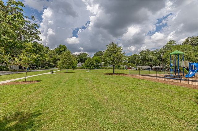 919 Mallery Street, St Simons Island, GA 31522