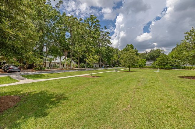 919 Mallery Street, St Simons Island, GA 31522