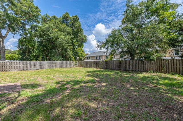 919 Mallery Street, St Simons Island, GA 31522