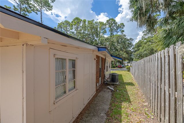 919 Mallery Street, St Simons Island, GA 31522