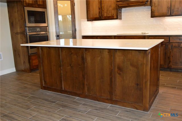 202 County Road 3154, Kempner, TX 76539