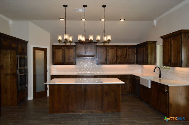 202 County Road 3154, Kempner, TX 76539