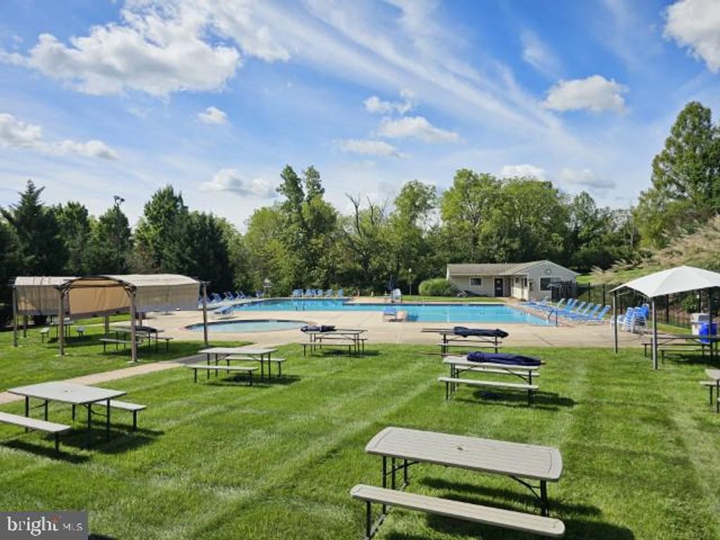 901 CONTINENTAL DR #CONDO 228, HARLEYSVILLE, PA 19438 — photo 3