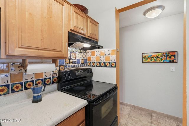 14203 N 19TH Avenue 2012, Phoenix, AZ 85023