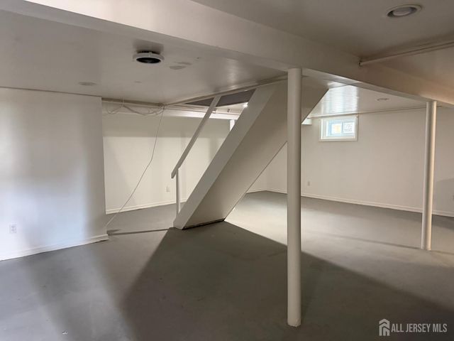 22 Longview Avenue, Carteret, NJ 07008