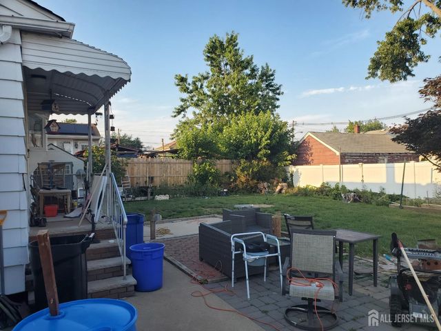 22 Longview Avenue, Carteret, NJ 07008