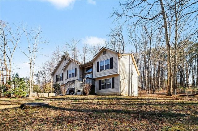 3192 Watson Mill Drive, Loganville, GA 30052