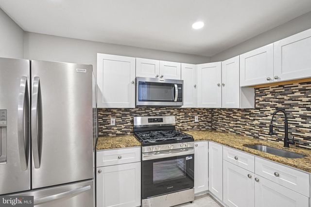 2229 N HANCOCK ST, Philadelphia, PA 19133