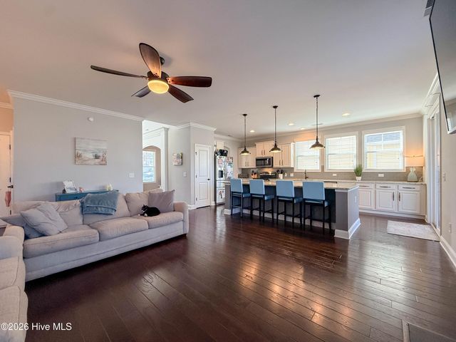 7830 Champlain Drive, Wilmington, NC 28412