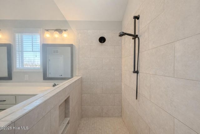 7830 Champlain Drive, Wilmington, NC 28412