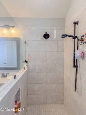 7830 Champlain Drive, Wilmington, NC 28412