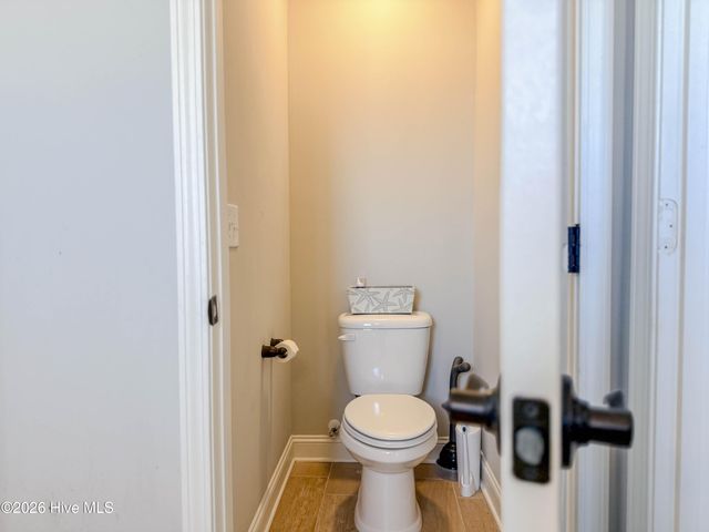 7830 Champlain Drive, Wilmington, NC 28412