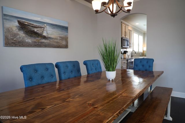 7830 Champlain Drive, Wilmington, NC 28412