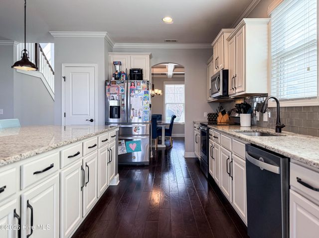 7830 Champlain Drive, Wilmington, NC 28412