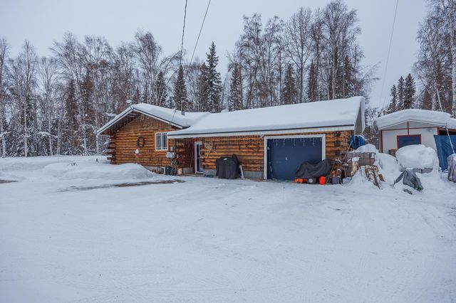 2444 SINGA STREET, North Pole, AK 99705