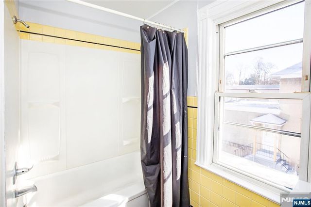 472 Passaic Street, Hackensack, NJ 07601