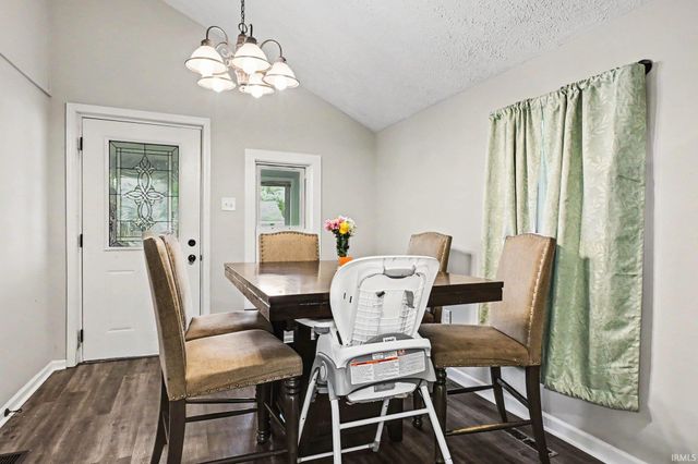 205 E Smith Street, Milford, IN 46542
