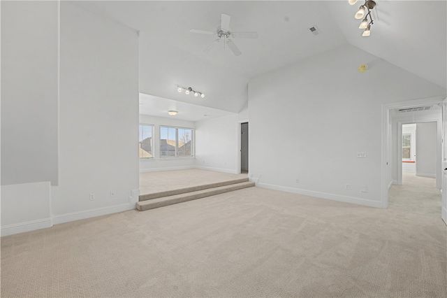 6508 S 38th Street, Rogers, AR 72758