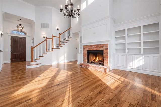 6508 S 38th Street, Rogers, AR 72758