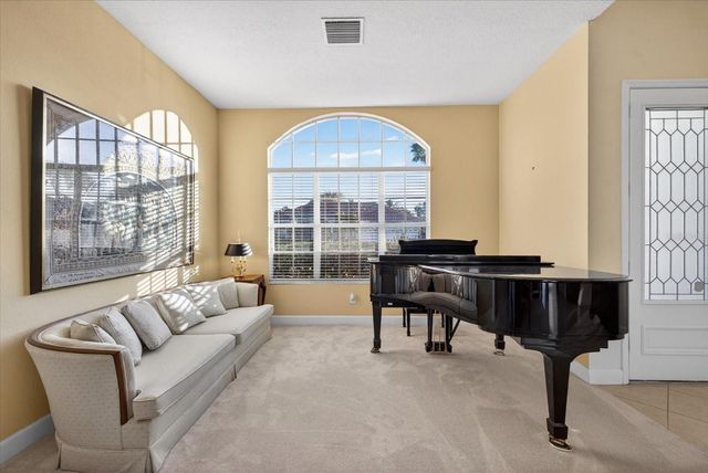 5510 E LONGBOAT BOULEVARD, Tampa, FL 33615