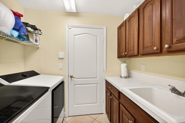 5510 E LONGBOAT BOULEVARD, Tampa, FL 33615