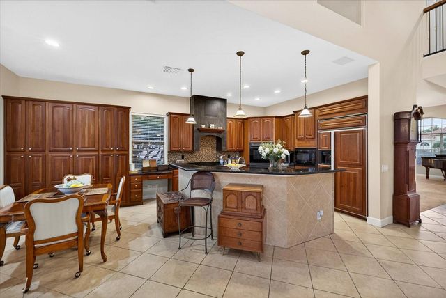 5510 E LONGBOAT BOULEVARD, Tampa, FL 33615