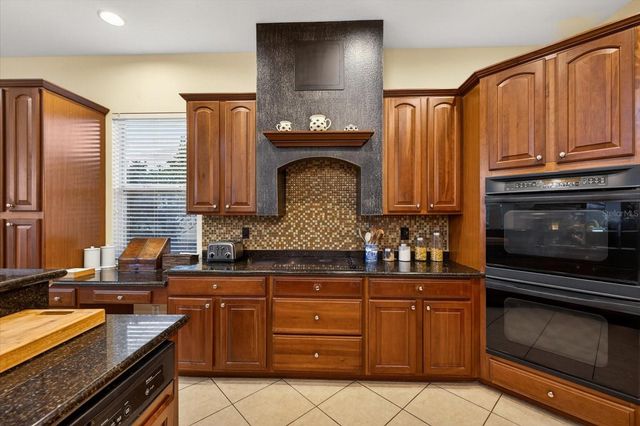 5510 E LONGBOAT BOULEVARD, Tampa, FL 33615