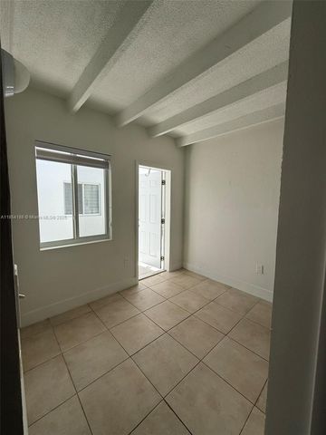 747 NW 60th St 3-2, Miami, FL 33127