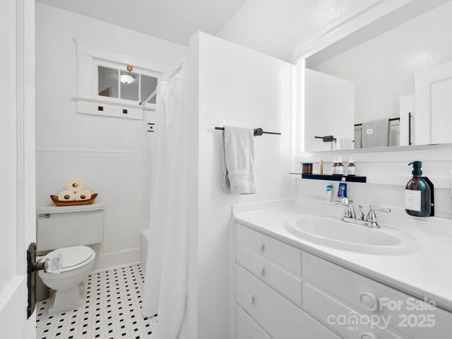 127 Pennsylvania Avenue, Asheville, NC 28806