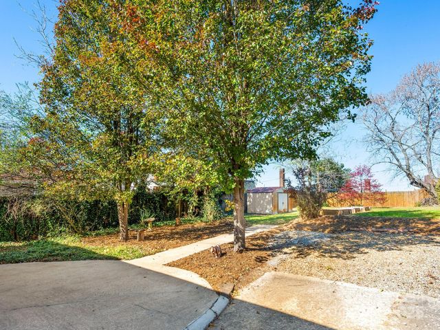 127 Pennsylvania Avenue, Asheville, NC 28806