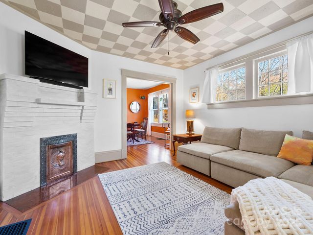 127 Pennsylvania Avenue, Asheville, NC 28806