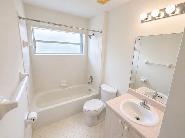 4907 Concordia Lane, Boynton Beach, FL 33436