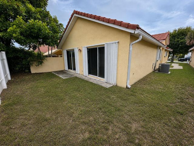 4907 Concordia Lane, Boynton Beach, FL 33436