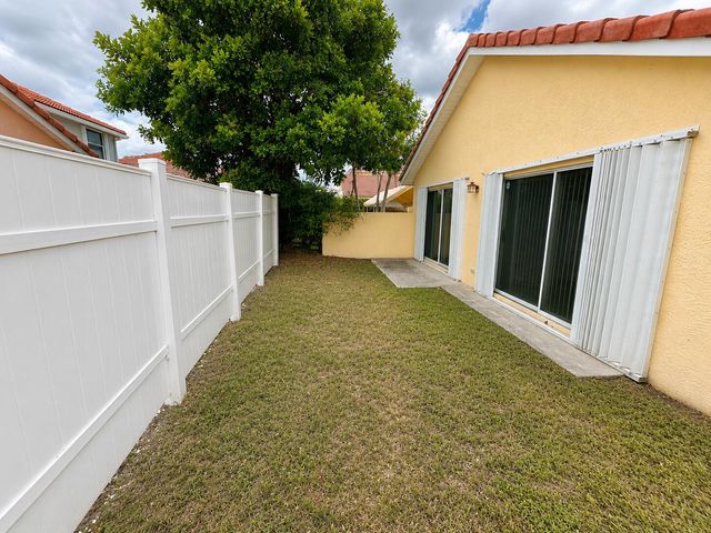 4907 Concordia Lane, Boynton Beach, FL 33436