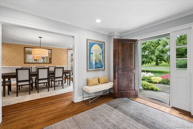 282 Evandale Road, Scarsdale, NY 10583