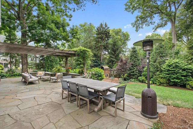 282 Evandale Road, Scarsdale, NY 10583