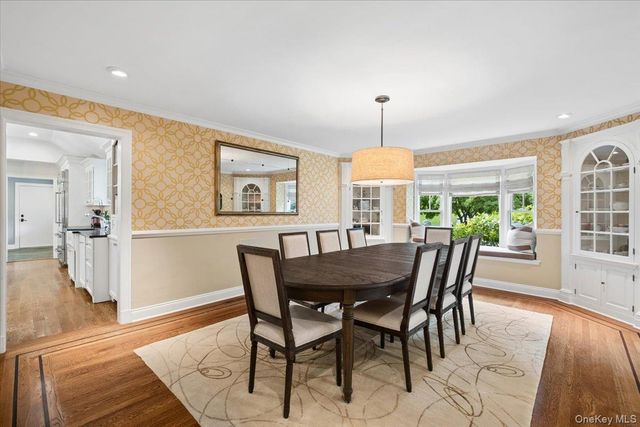 282 Evandale Road, Scarsdale, NY 10583