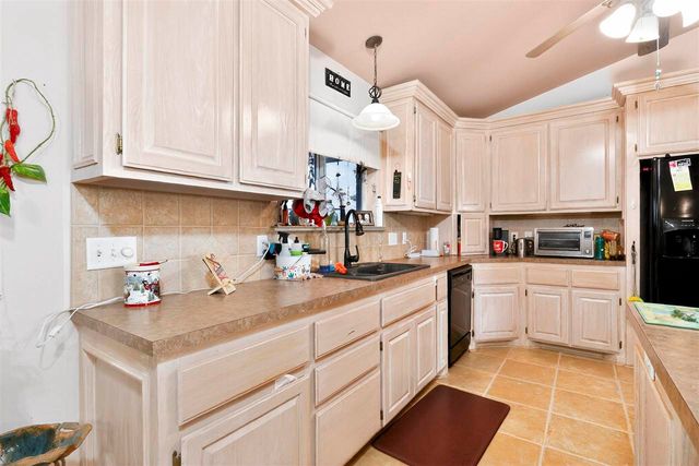 13473 NE Tony Creek Rd, Elgin, OK 73538