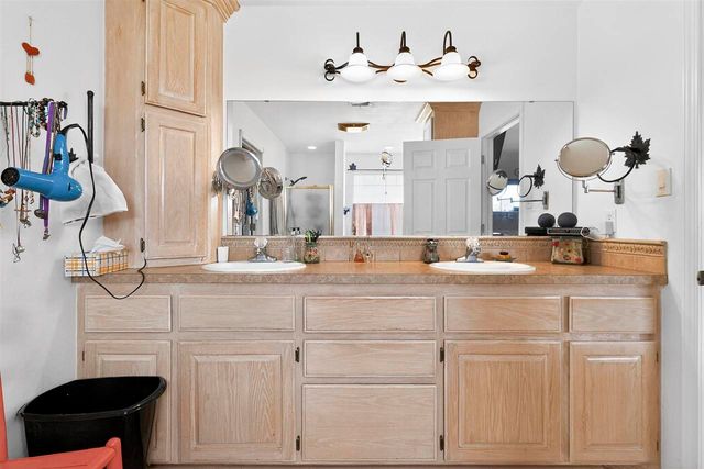 13473 NE Tony Creek Rd, Elgin, OK 73538