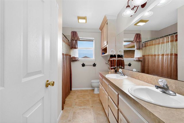 13473 NE Tony Creek Rd, Elgin, OK 73538