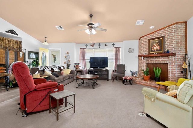 13473 NE Tony Creek Rd, Elgin, OK 73538