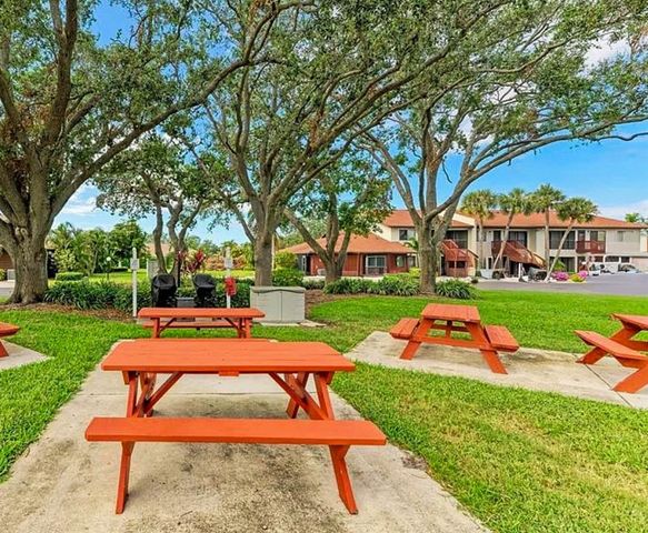 2829 74TH STREET W 2829, Bradenton, FL 34209