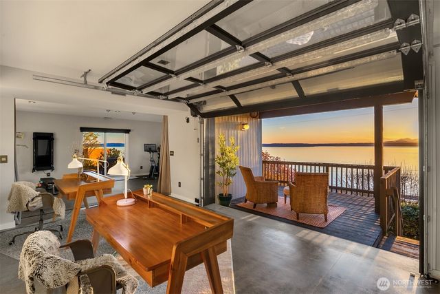 3831 58th Avenue SW, Seattle, WA 98116