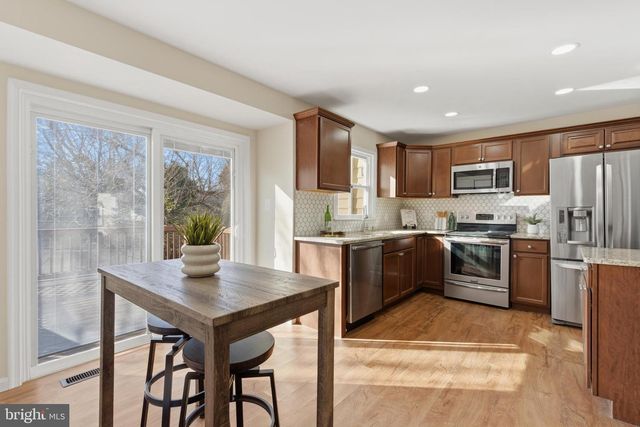 507 DAKOTA DR, Herndon, VA 20170