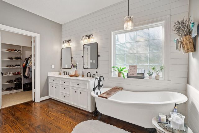 14675 Broken Arrow Road, Santa Fe, TX 77517