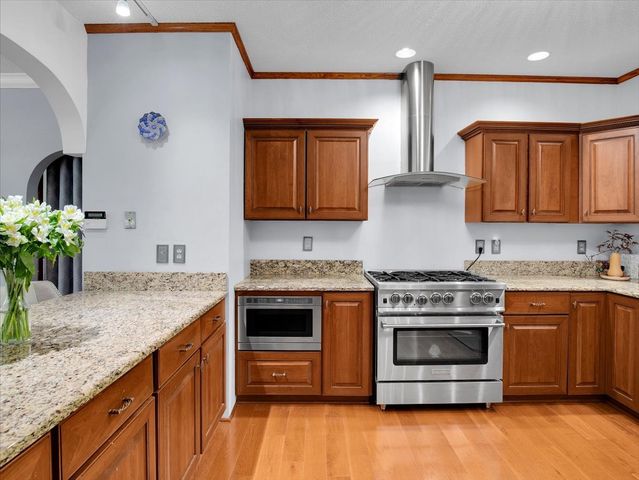 5131 Regents Park Road, Rockford, IL 61107