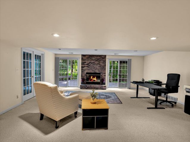 5131 Regents Park Road, Rockford, IL 61107